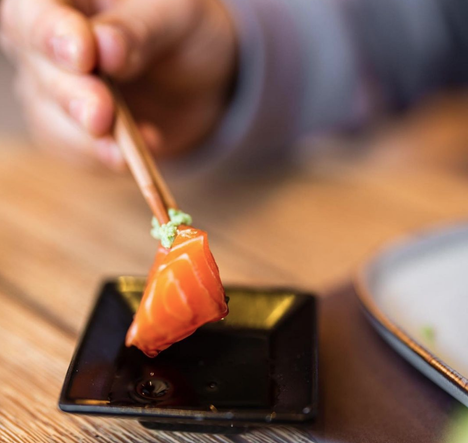 Comment apprécier les sashimis saumon chez soi